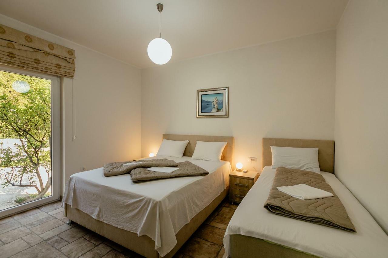 Bobana Apartments Donji Morinj Extérieur photo